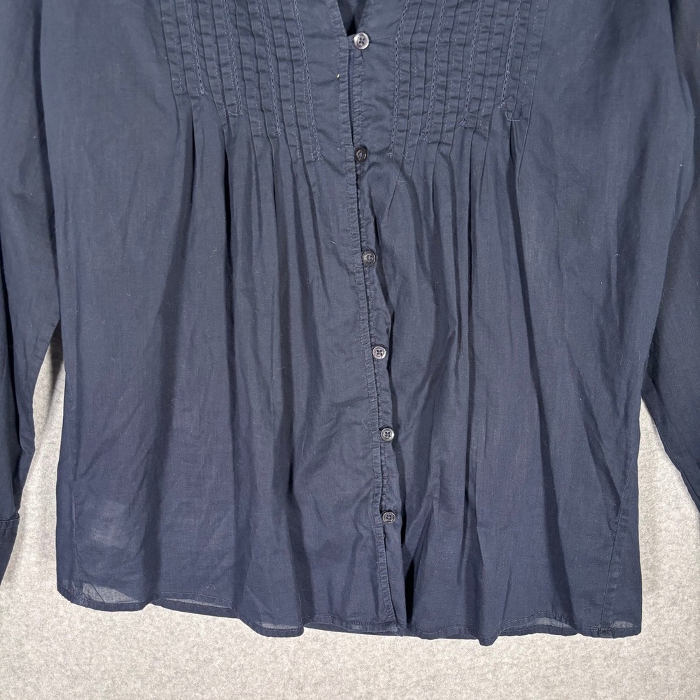 Eddie Bauer Babydoll Blouse Medium Navy Pintuck Pleated Button Front Cotton Top - Picture 3 of 9